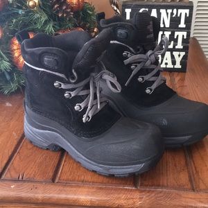 ♠️North face boys hiking boots